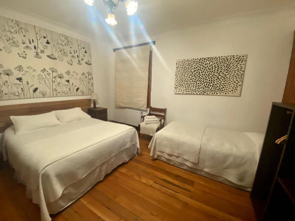 Bed & Breakfast Hostal La Casita 3*